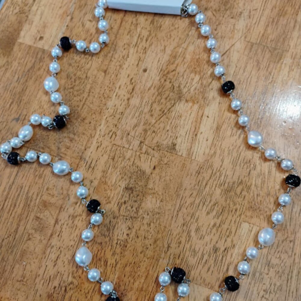 42 inch Studio works beaded necklace